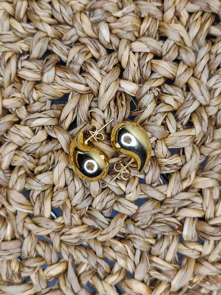 Droplet Earrings.